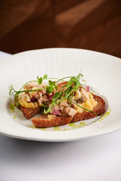 Сморброд с сельдью 